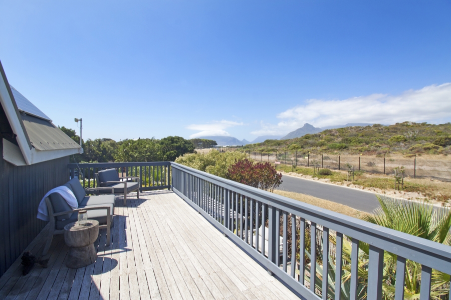 To Let 3 Bedroom Property for Rent in Kommetjie Western Cape